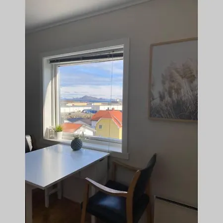 Koselig Sentralt I Svolvær